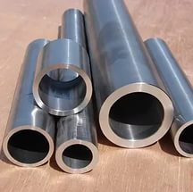 Kaufen Titan Rohr Grade 2, CP3, 3.7035: Preis vom Lieferanten Electrovek-Stahl