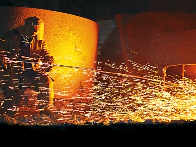 Novolipetsk Steel baut Fabrik Brikettierung